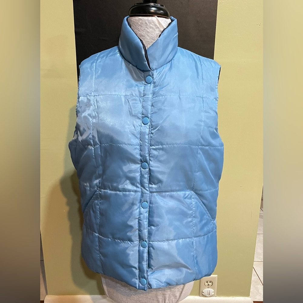 Reversible Large Vest - light and navy blue, no tags.